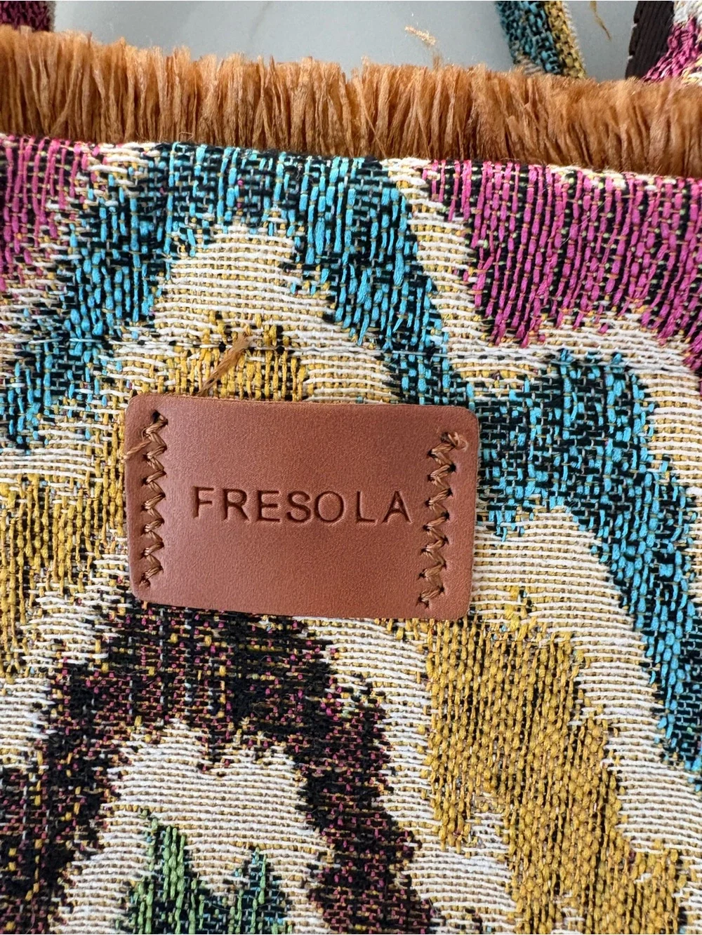 Multicolor Zigzag Crossbody Tote with Adjustable Strap